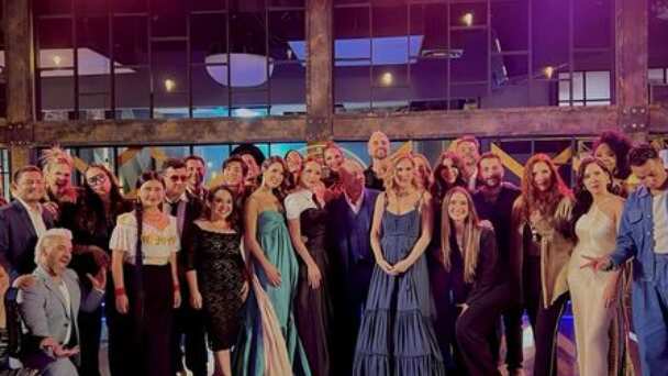 Jurado y participantes de MasterChef Celebrity Ecuador