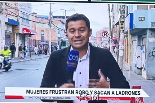 ¡Le arrancaron la cámara! Momento cuando robaron a periodista de RCN