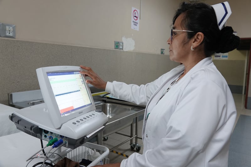 Gobierno invierte USD 580 mil para modernizar quirófanos del Hospital IESS Riobamba