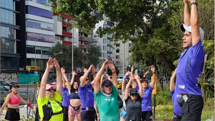 Quienes participarán en la Ruta de las Iglesias ya entrenan en varios parques de la capital para llegar al 5 de julio con un gran estado físico.