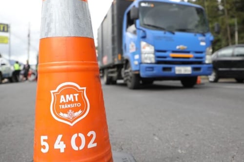 Quito ampliará restricción a transporte pesado en la Simón Bolívar y Ruta Viva desde abril