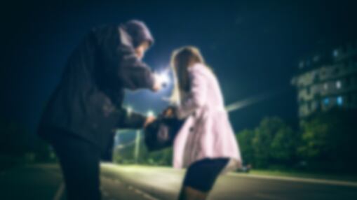 Secuestro exprés en Quito: roban a la víctima, acceden a sus cuentas y la abandonan en un mirador