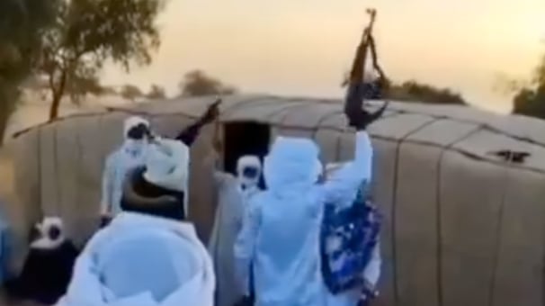 Masacre en boda tras accidente con arma: un invitado mata al novio