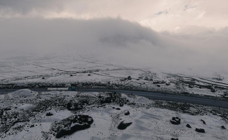 Caída de nieve cubre la Vía Ambato-Guaranda