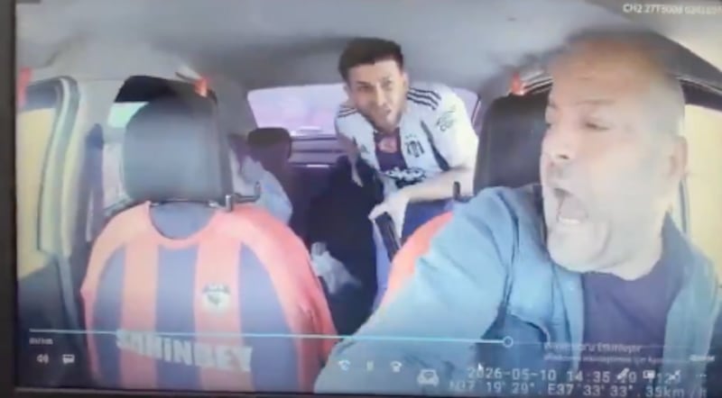 El taxista logró desarmar al sospechoso durante una persecución en Turquía.