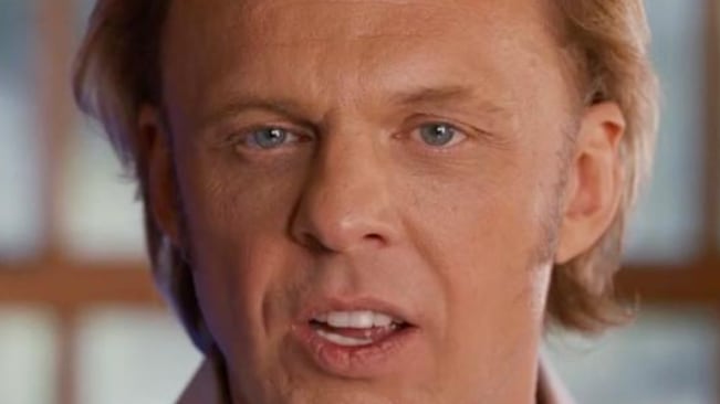 YouTuber paranormal se disparó frente a su casa