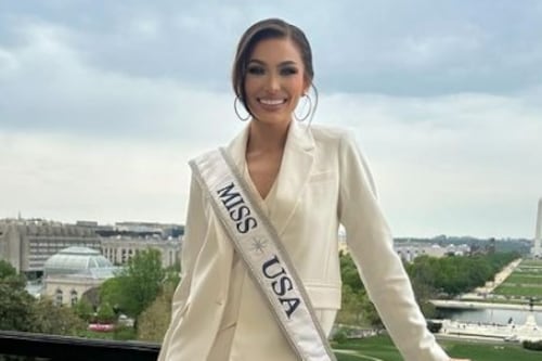 Miss Estados Unidos renuncia a la corona, ¿cuál es el motivo?