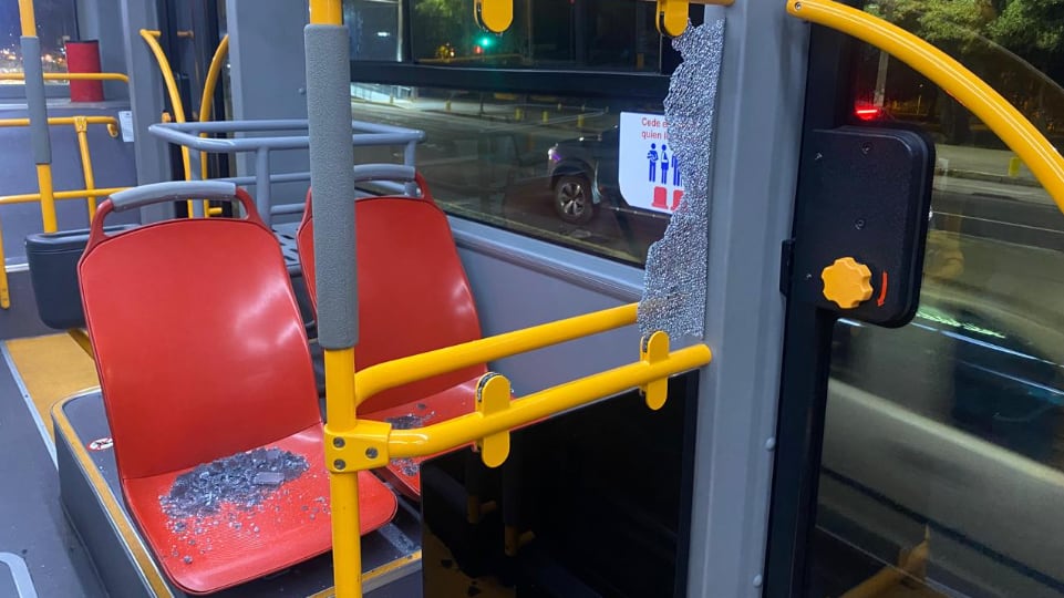 La multa que deberán pagar dos usuarios por infringir la nueva ordenanza del transporte público en Quito