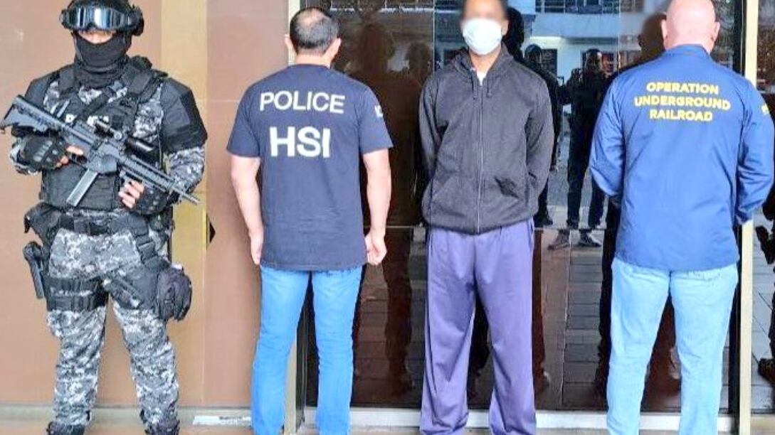 Sujeto utilizaba a menores para producir pornografía infantil en Quito.