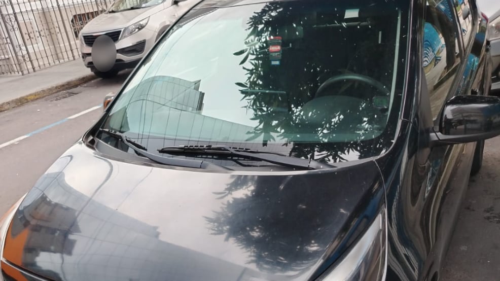 Rentaron un vehículo y luego lo intentaron vender a través de redes sociales en Quito