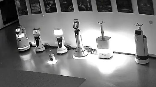 Robot con IA convence a otros artefactos de no trabajar.