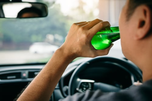 Cárcel para conductores ebrios: ¿Si tomo solo una cerveza se refleja el alcohol en la sangre?