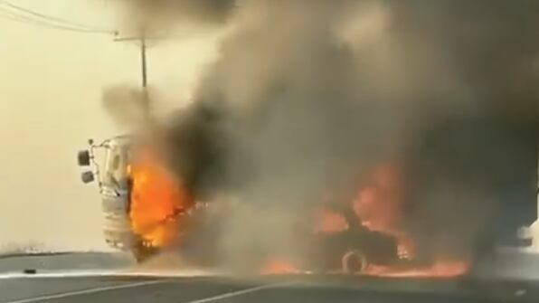 Hombre muere calcinado en accidente de tránsito