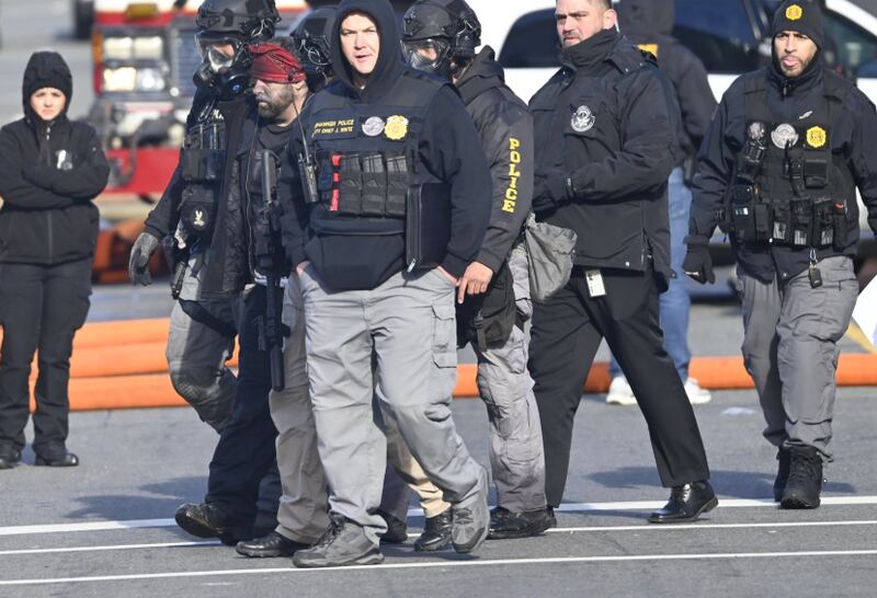 Cámaras de seguridad registraron el ataque con flecha que mató al migrante ecuatoriano Pablo Criollo en Nueva Jersey.