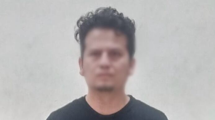 Capturan a sujeto que fue grabado golpeando a una mujer en Guayaquil