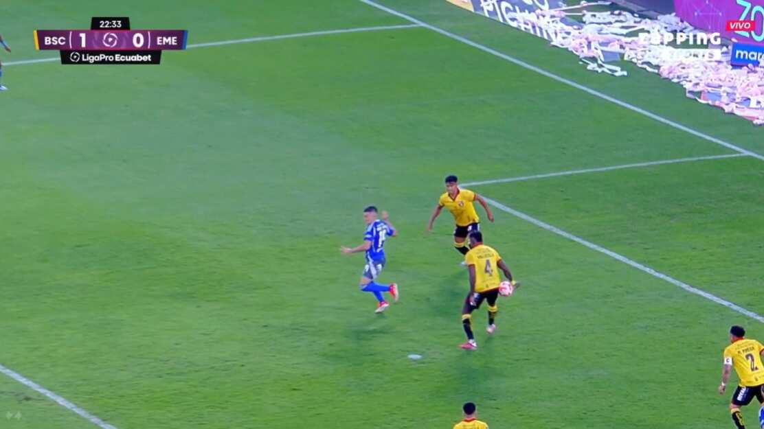 Mano de Gustavo Vallecilla.