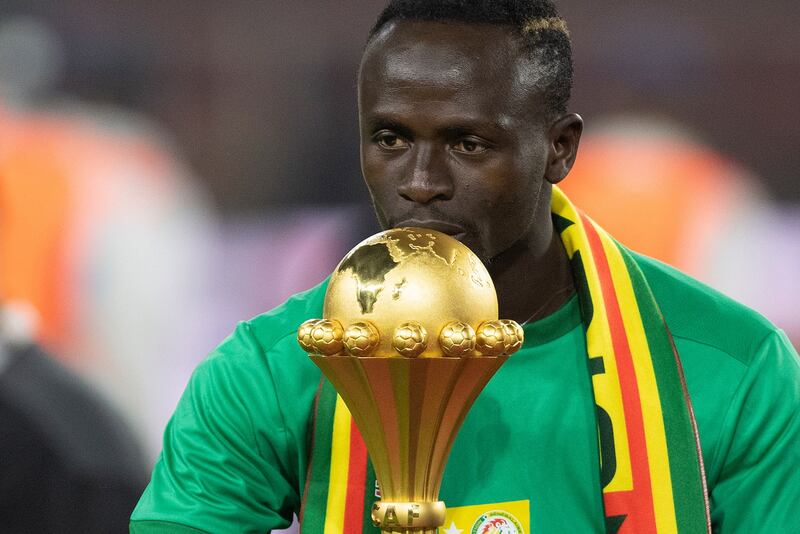 Sadio Mané es uno de los jugadores más queridos en esa nación africana. Actualmente juega en el Al-Nassr de Arabia Saudita.