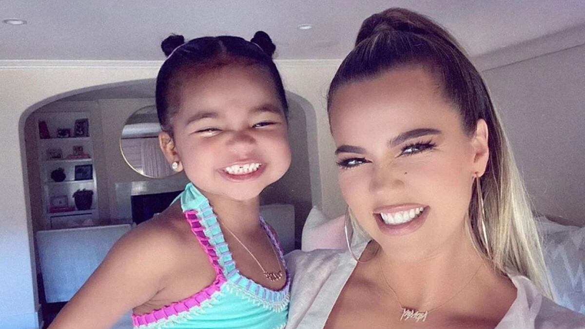Las críticas no se hicieron esperar por la edición a la hija de Khloé Kardashian