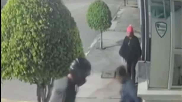 Dispararon en el piso durante asalto a un hombre en Monteserrín, norte de Quito