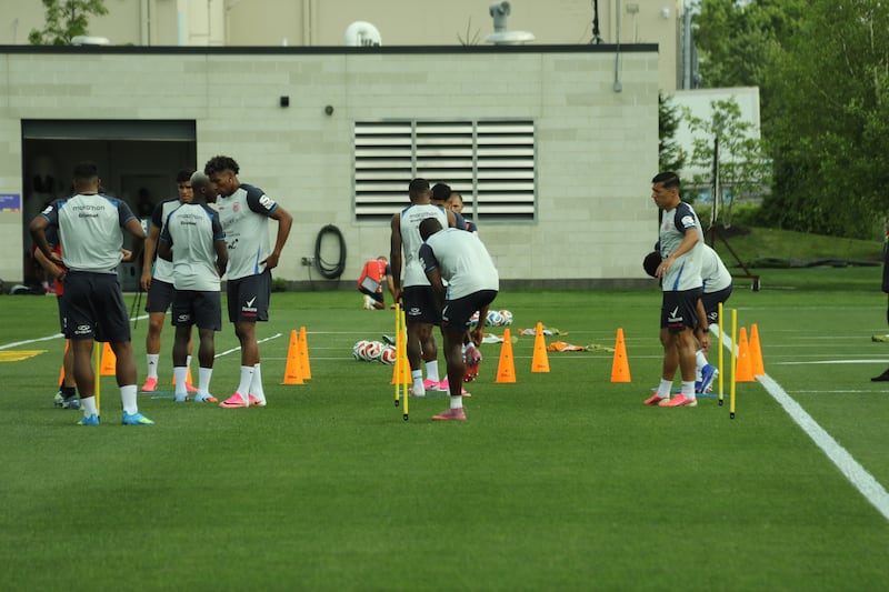 La Tri entrena pensando en pulir el sistema de ataque para hacer los goles que sean necesarios ante Curazao y con la mentalidad de comenzar a cristalizar su clasificación hacia los dieciseisavos de final.