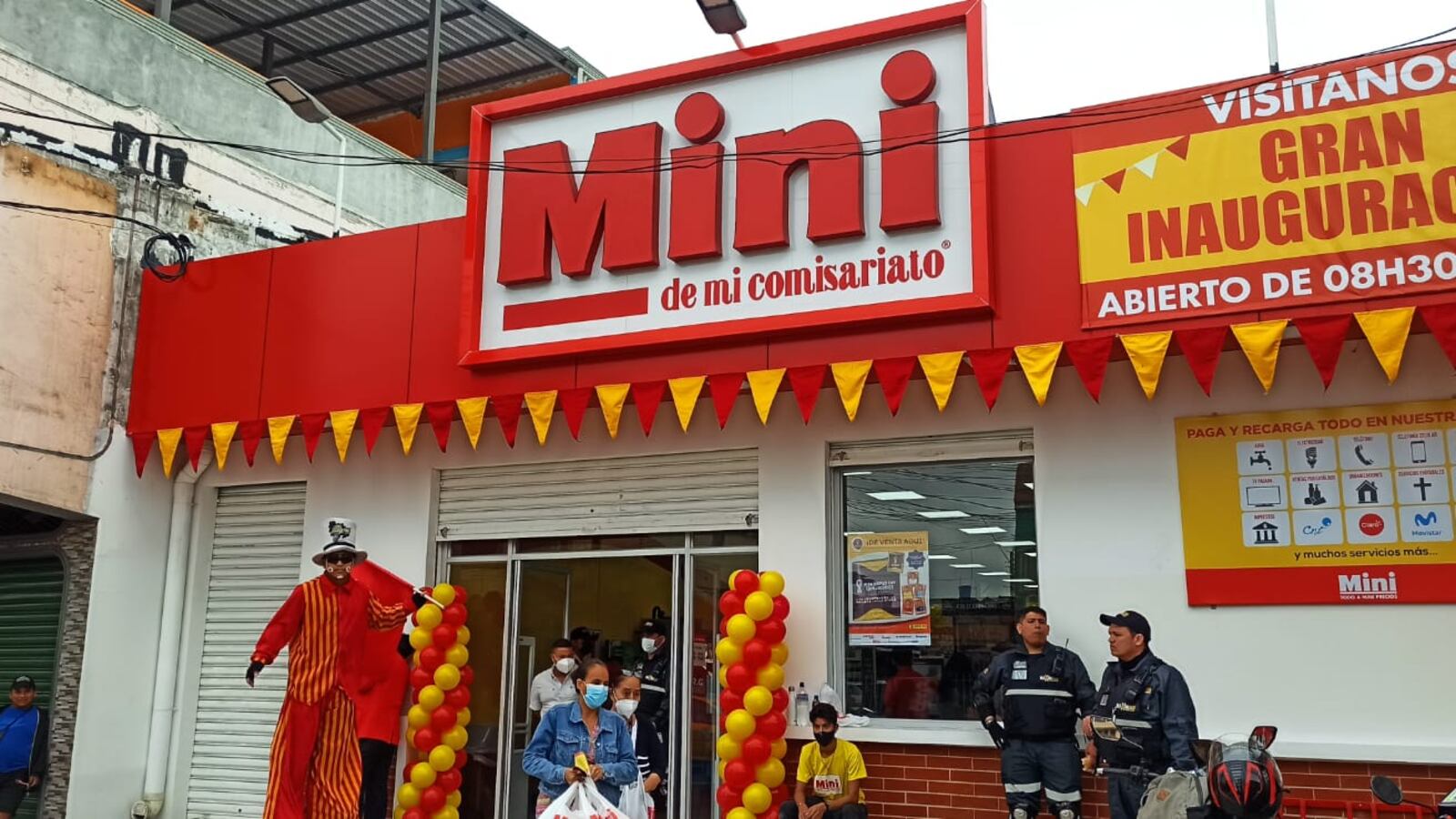 Este martes 30 de agosto abrió sus puertas otro local Mini de Mi Comisariato, en las calles 25 entre Rosendo Avilés y Augusto González, al suroeste de Guayaquil.