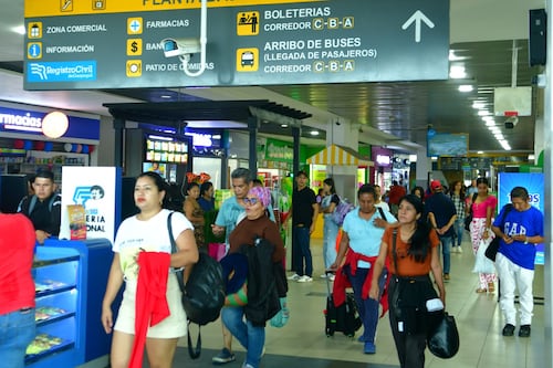 Terminales terrestres de Guayaquil listas para recibir a 180 000 viajeros en Navidad y Año Nuevo