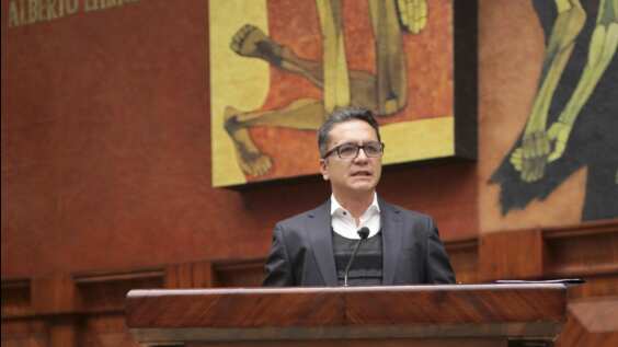 “Yo fui el juez que le sentenció a Correa”: la defensa de Wilman Terán ante la Asamblea Nacional