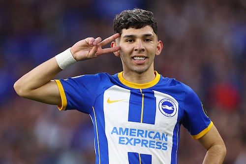 ¡Faltan 18 días para el Mundial! Julio Enciso, la Joya paraguaya que fortalece el esquema de Gustavo Alfaro