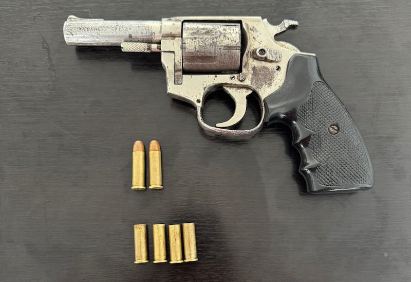 Así capturaron a sospechosos de violento asalto a ocupantes de un vehículo en Quito. Foto: Policía Nacional