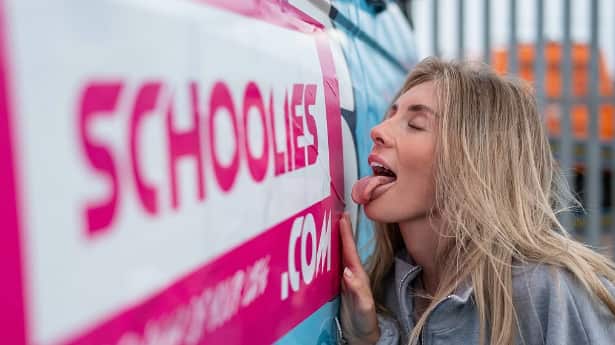 Bonnie Blue causa polémica en Australia.