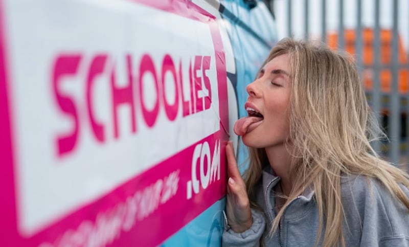 Bonnie Blue causa polémica en Australia.