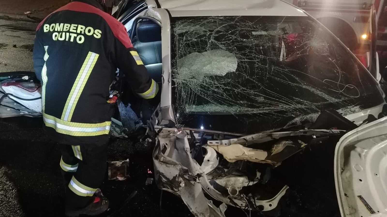 Uno de los accidentes registrados en la capital durante las Fiestas de Quito. Imagen: Bomberos Quito