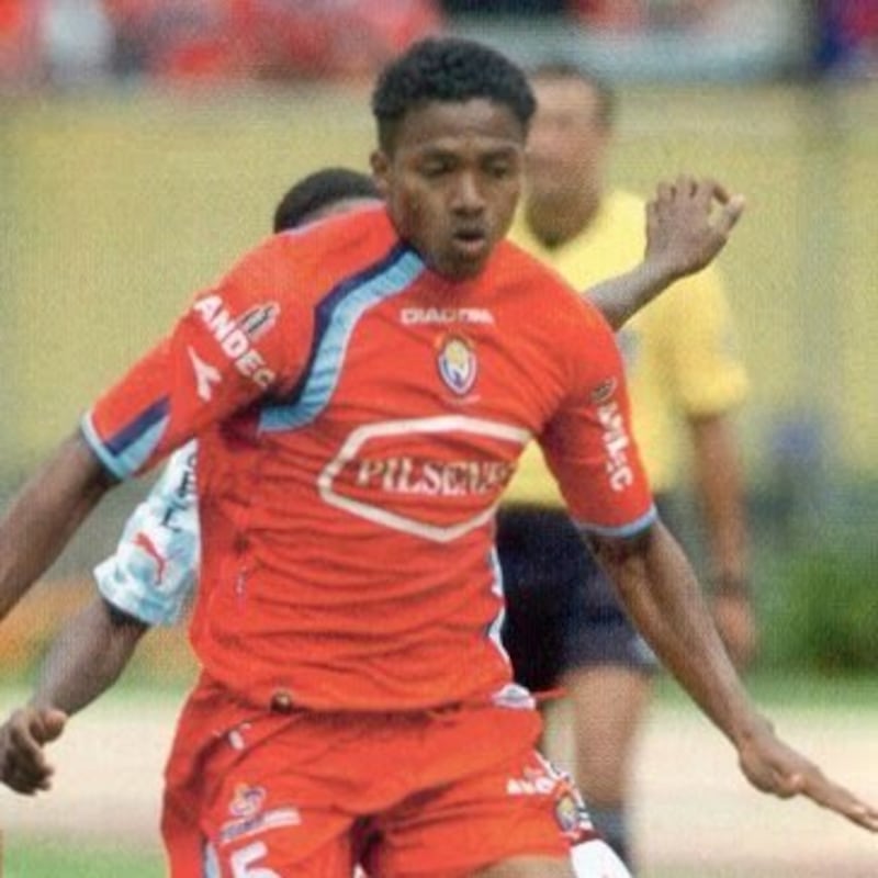 Antonio Valencia en 2006 con El Nacional