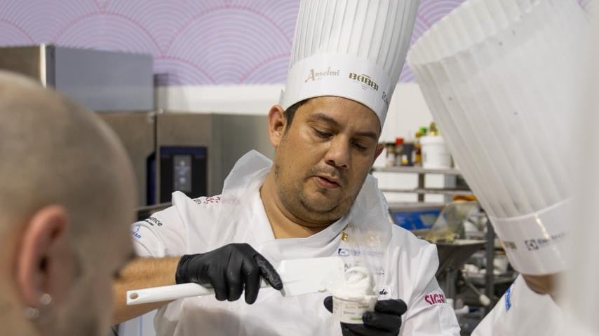 Marco Andrade, el maestro heladero manabita llevó la identidad ecuatoriana a la Gelato World Cup en Italia