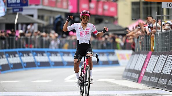 Richard Carapaz en el Giro de Italia.