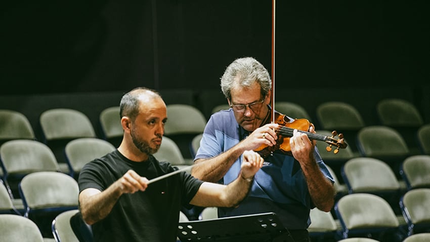 La orquesta municipal impulsa conciertos, formación artística e intercambio cultural con músicos internacionales.