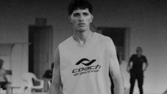 Jugador falleció tras descompensarse en pleno partido