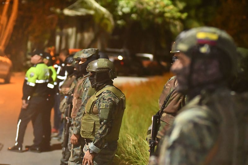 Manta, 06 de abril de 2024. Operativos de control de las Fuerzas Armadas, previo a la culminación del Estado de Excepción en el país.
