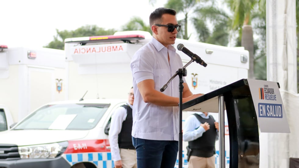 El plazo que dio Daniel Noboa para la mejora de equipos de salud en hospitales públicos