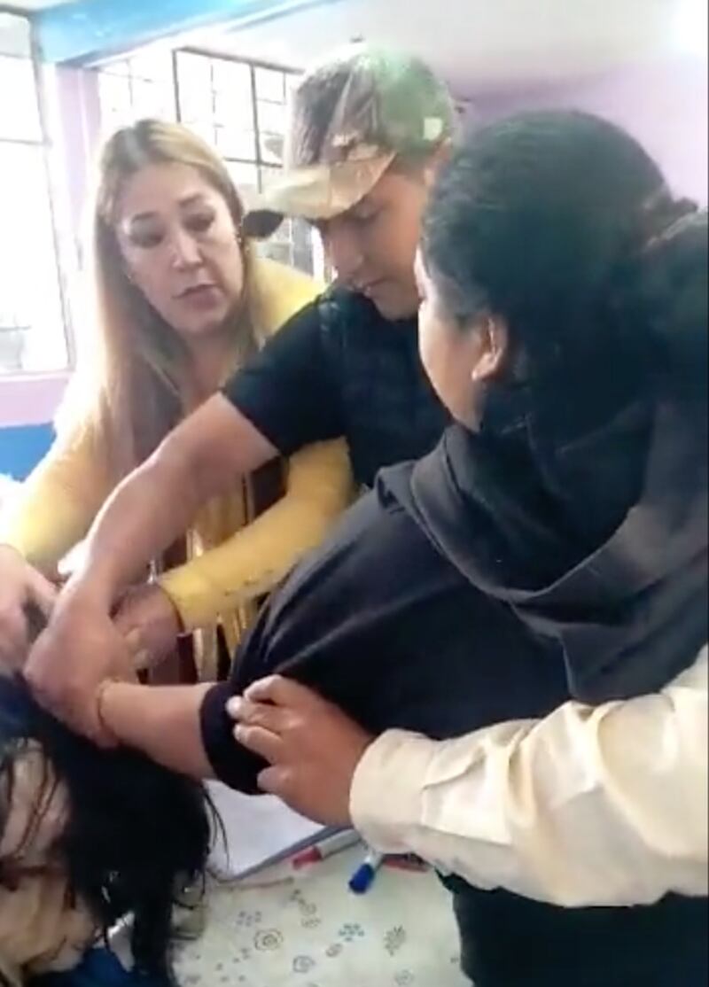 Docente agredida en Quito