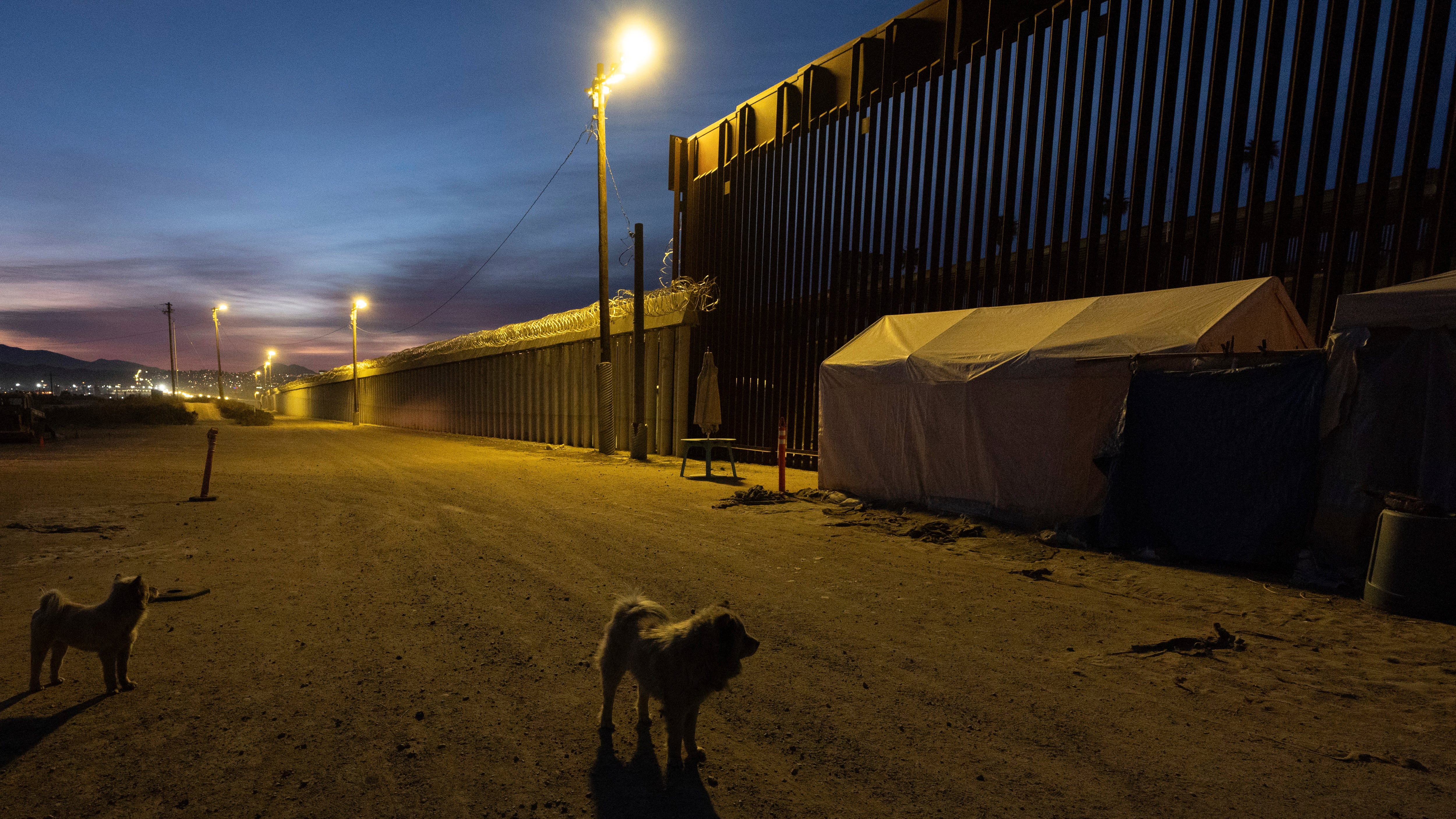 El Pentágono envía 1.500 soldados en servicio para asegurar la frontera entre EEUU y México