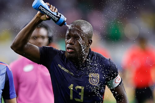 Jhon Durán copió el estilo de Enner Valencia, así fue el golazo con el Al Nassr