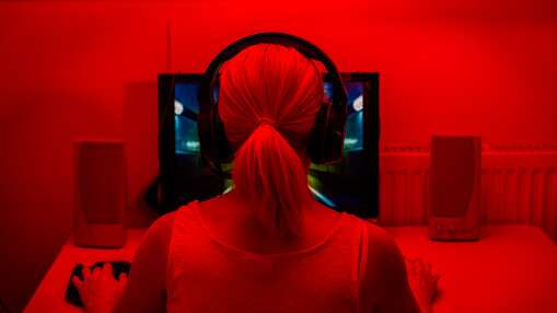 Mujeres dentro del mundo de los videojuegos