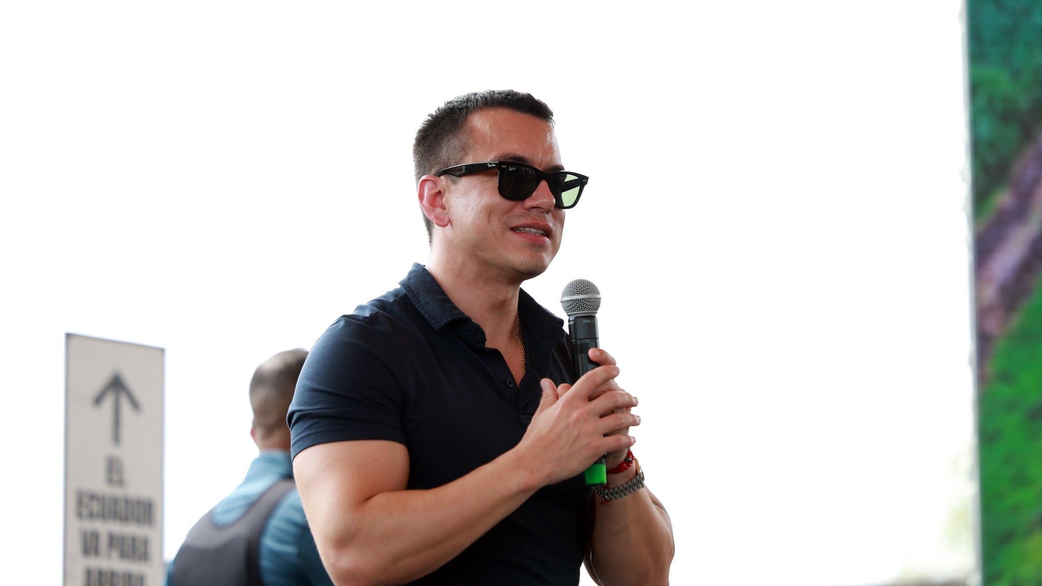 Presidente Daniel Noboa mantiene su postura de incremento de aranceles a Colombia.