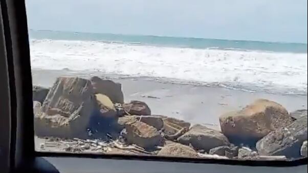Inocar advierte sobre oleaje peligroso en las costas de Ecuador