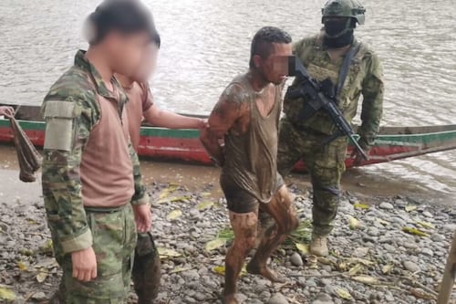 Intentaron escapar por un río tras secuestrar a un menor: fueron capturados y la víctima fue liberada