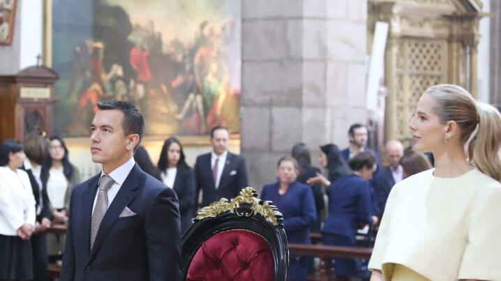 Presidente electo Daniel Noboa, junto a su esposa Lavinia Valvonesi