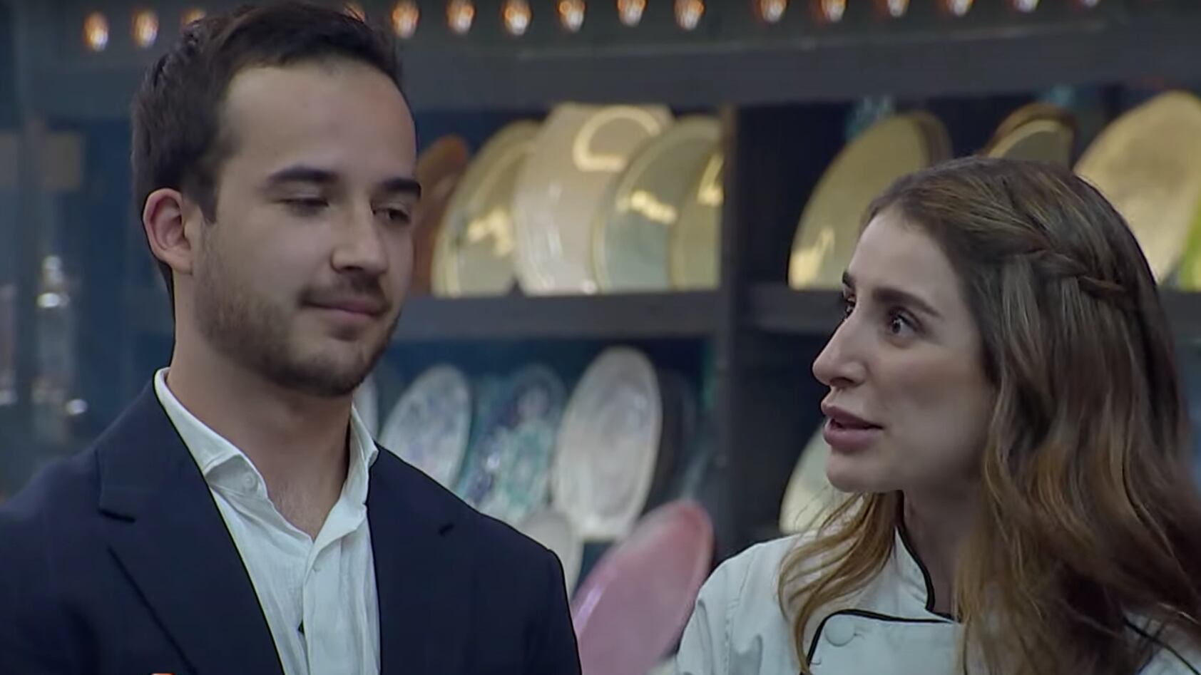 Victoria y su invitado en la final de MasterChef Ecuador