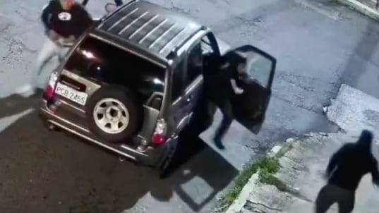 Delincuentes dispararon contra la Policía durante un intento de robo en el centro de Quito