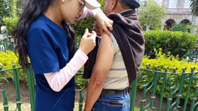 Vacunación en Ecuador